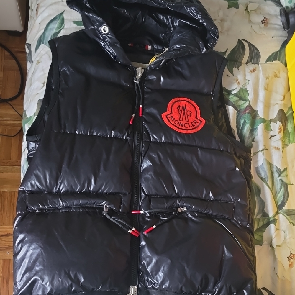 Moncler Black Shiny Hooded Puffer Vest with Red Patch
